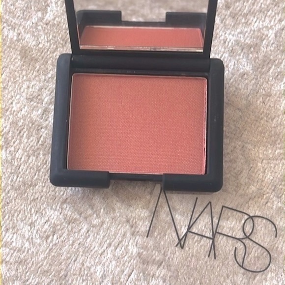 Brand New NARS Bundle Laguna Bronzer Surabaya Eyeshadow Blush & Anita Lipstick - Picture 11 of 14